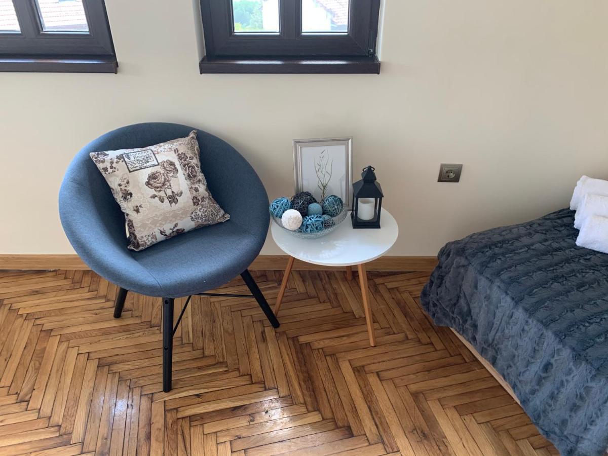 Apartment Zdravets, In The Heart Of The Old City Veliko Turnovo Bagian luar foto